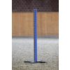 Complete kunststof hindernis met blauwe ronde staanders en blauw-witte balken
