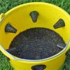 Vliegen verdrinken in de FlyBucket lokstof