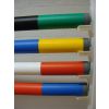 Complete kunststof hindernis met groene ronde staanders en groen-witte balken