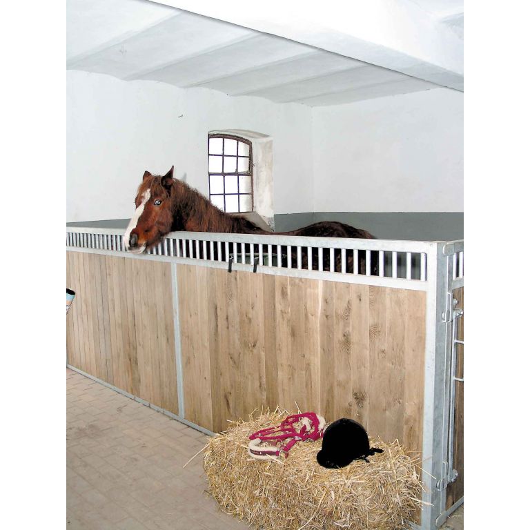 Voorwand type Cintaro, 150 cm H, Bongossi houtvulling, tot 250 cm