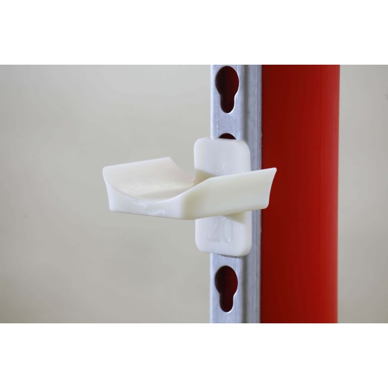 Complete kunststof hindernis met rode ronde staanders en rood-witte balken