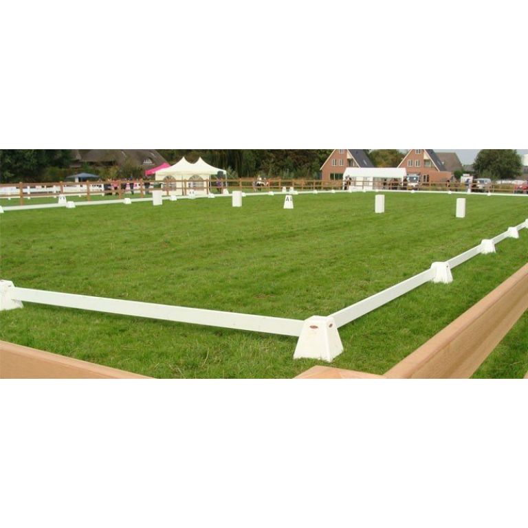 Kegelpiste, complete dressuurring 20 x 40 meter