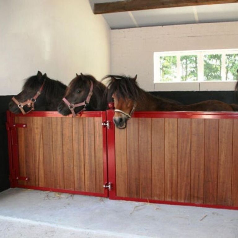 Tussenwand type Shetland, 120 cm hoog, kunststof vulling breedte 300 cm