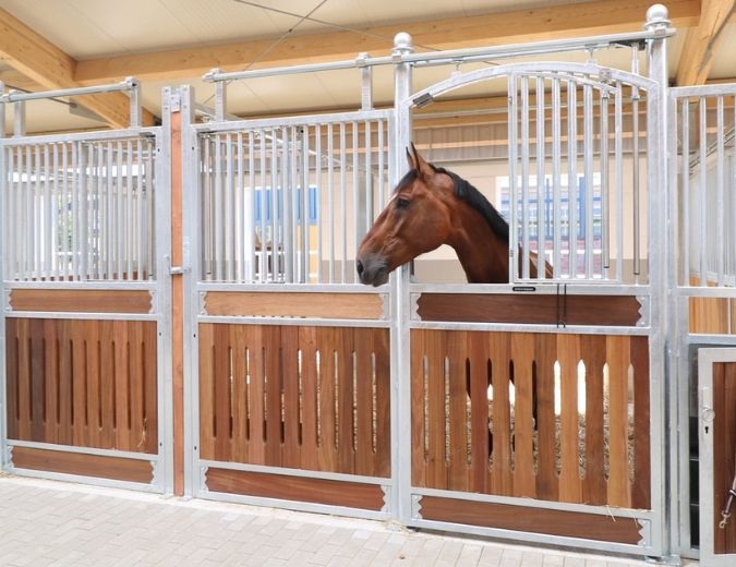 Paardenstallen, boxen en onderdelen kopen Cavalo.nl